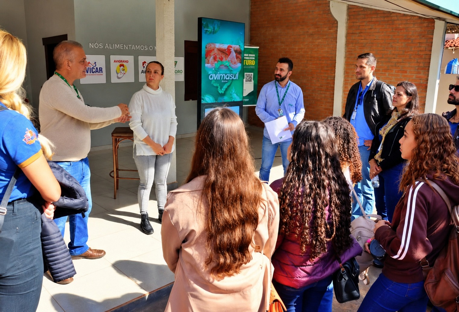 Balcão da empregabilidade oferta vagas em empresas do agronegócio - Expoagro Dourados MS