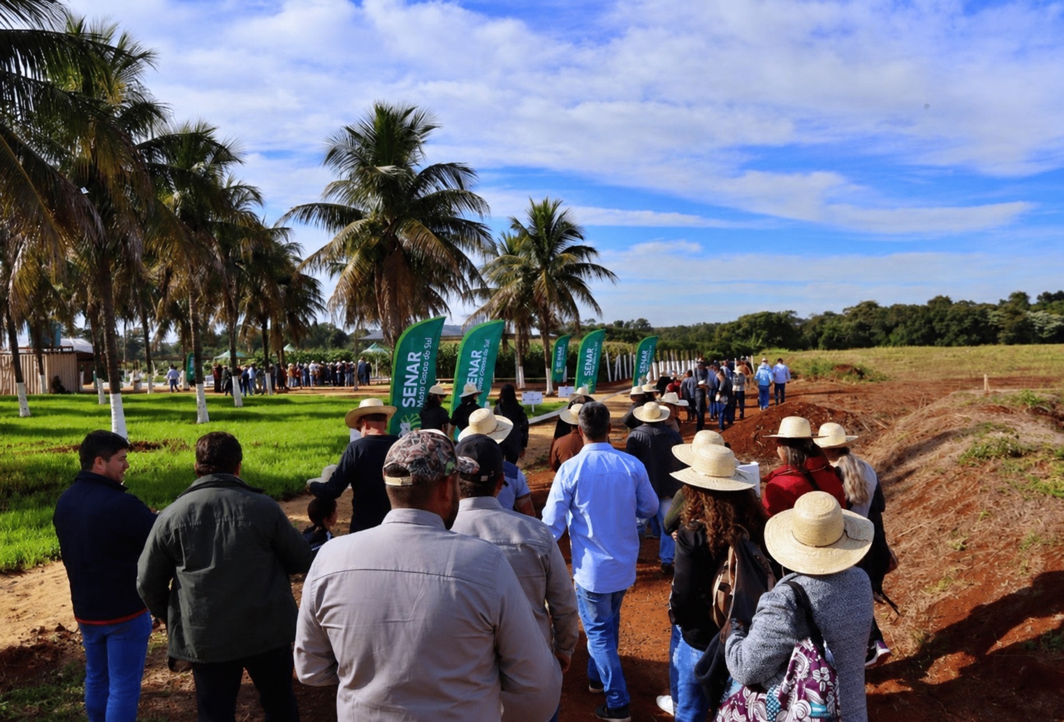 Projeto Fazendinha reúne mais de 200 produtores em busca de novas tecnologias - Expoagro Dourados MS